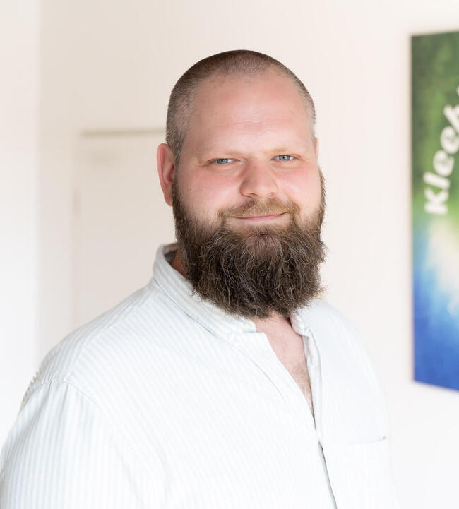 Tobias Krüger Tobias Krüger